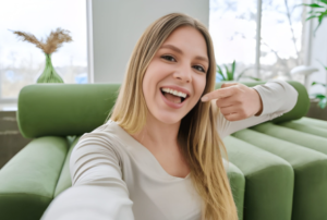 How Cosmetic Dentistry Aligns With Holistic Wellness Goals